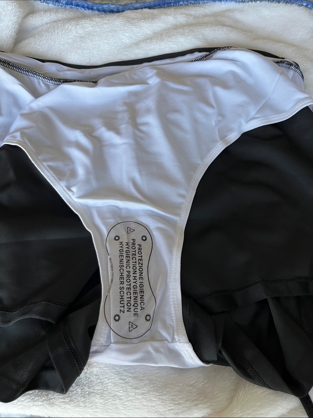 Women’s Swim Suit with Orange Sunset Palm Top and Black Bottoms - 2-Piece - Picture 6 of 9